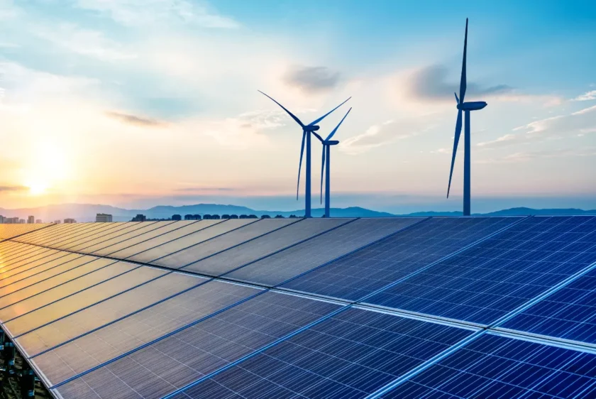 10 Powerful Reasons to Switch to Solar Energy in 2025